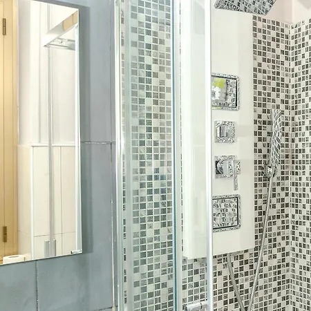 Comfort Piazza Mariano Armellini Roma