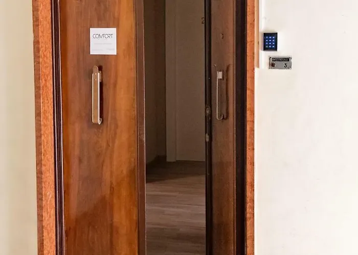 Πανσιόν Comfort Piazza Mariano Armellini 4*